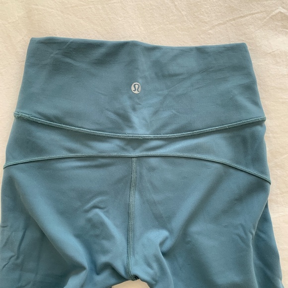 Lululemon tights- In Movment 7/8length - Picture 2 of 2